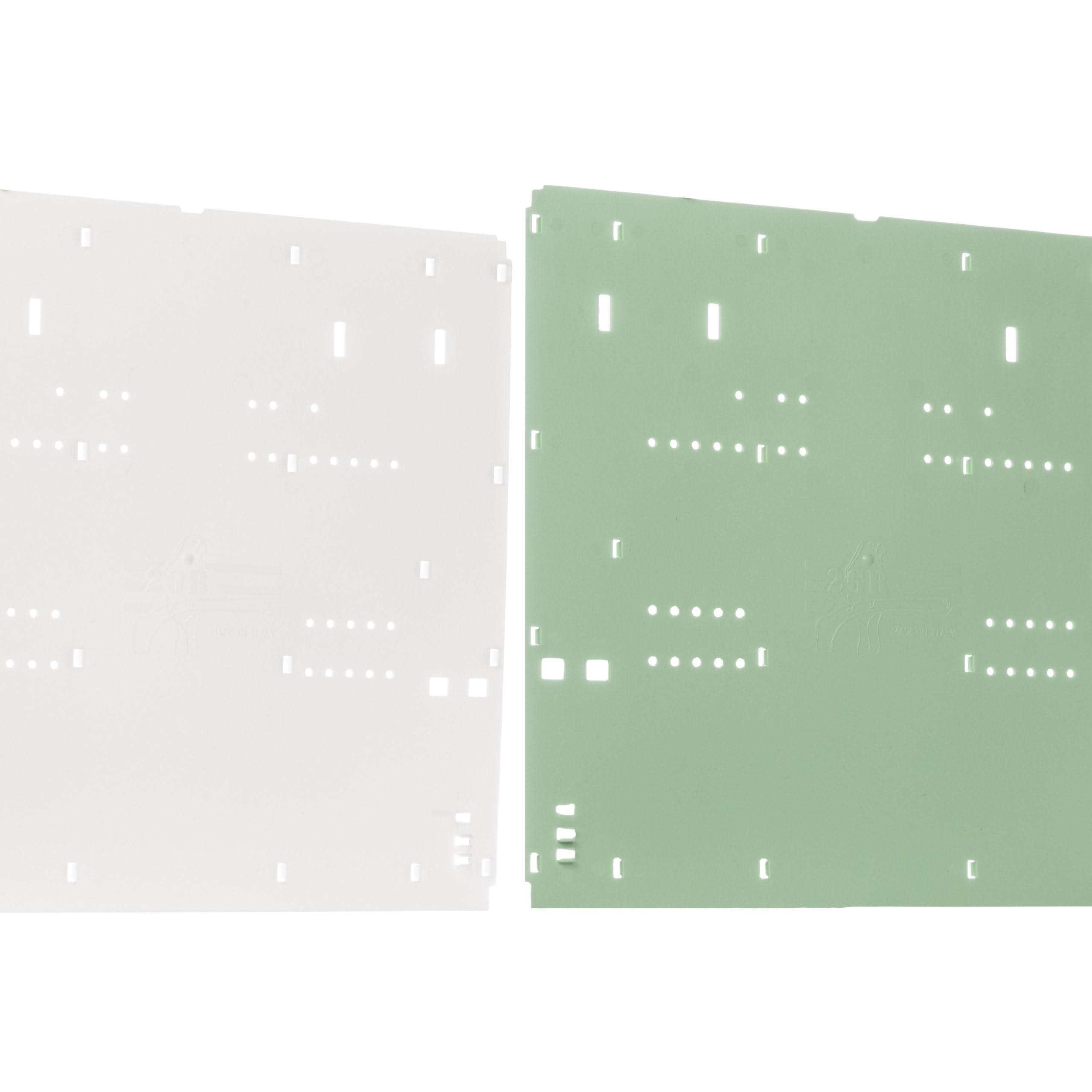 Plastic back wall for breeding cage 90cm image 0